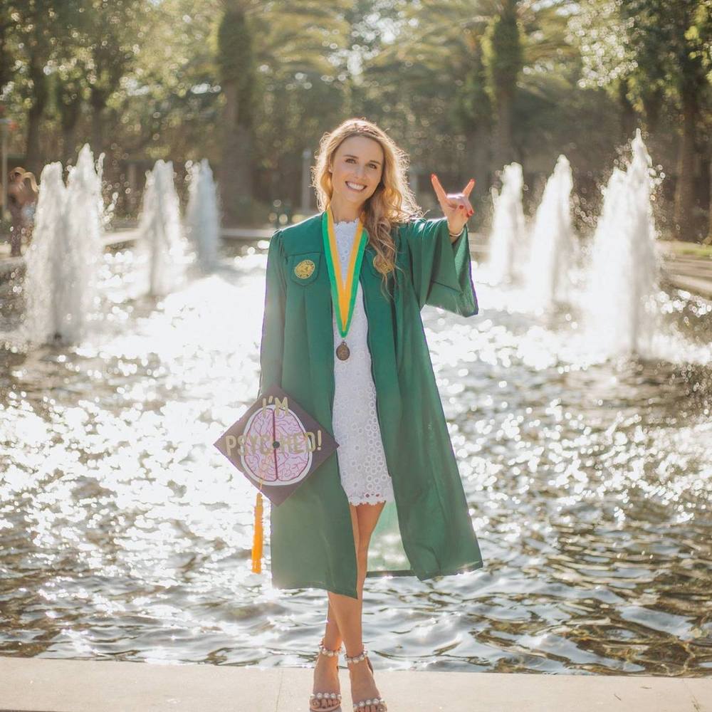 Meet your Posher, Victoria